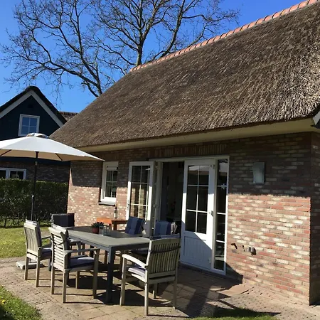 Lachmoewe Villa Sint Maartensvlotbrug