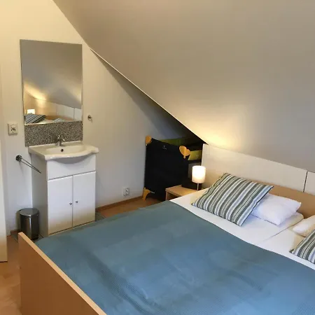 Lachmoewe